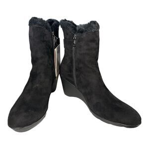 Blondo Women's Love Waterproof Wedge Suede Boots with Faux Fur 10